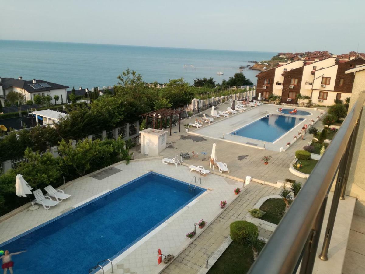 Menada Apolon Apartments Sozopol Esterno foto