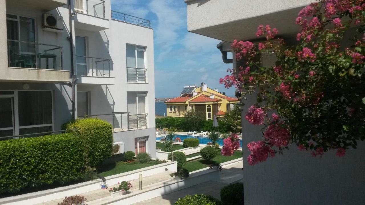 Menada Apolon Apartments Sozopol Esterno foto