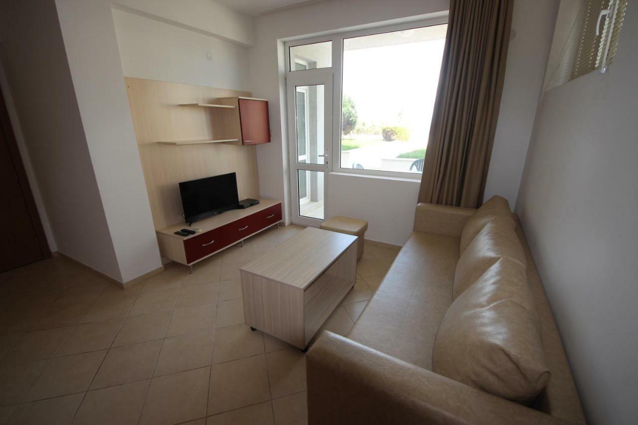 Menada Apolon Apartments Sozopol Esterno foto