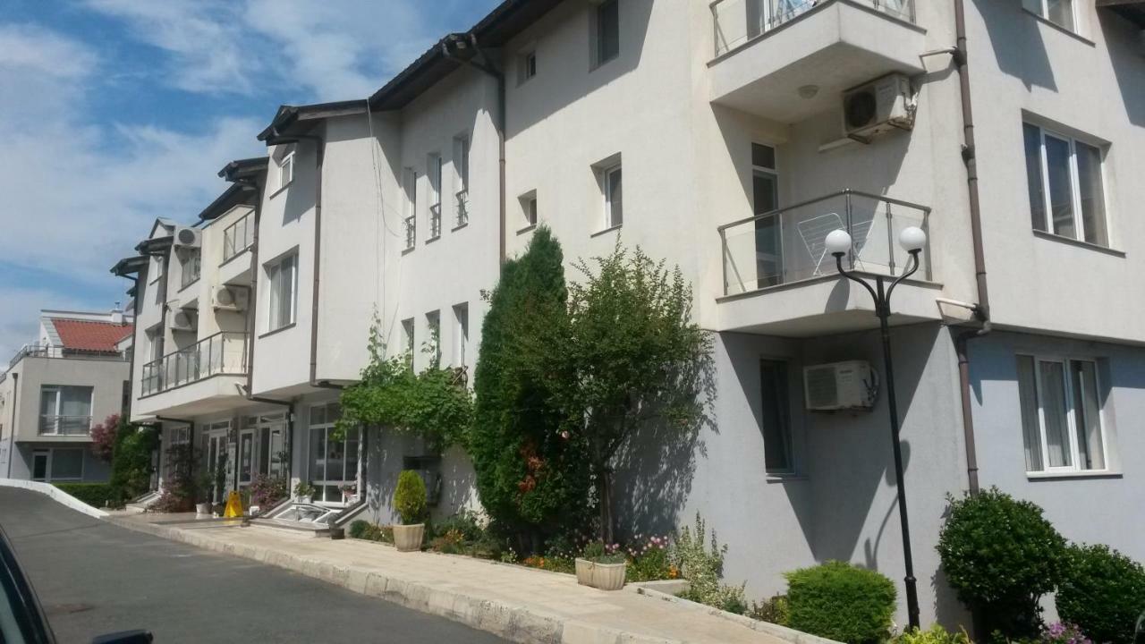 Menada Apolon Apartments Sozopol Esterno foto